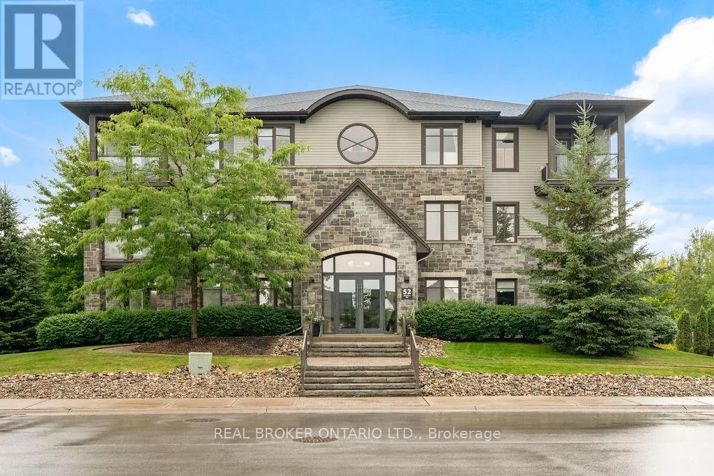 102 - 52 MAGNOLIA WAY