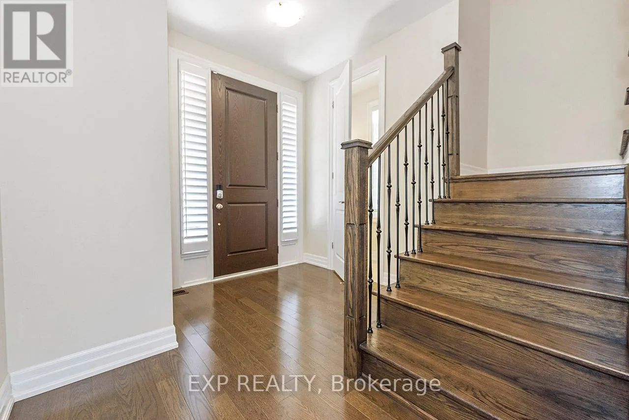 35 WINDSOR CIRCLE