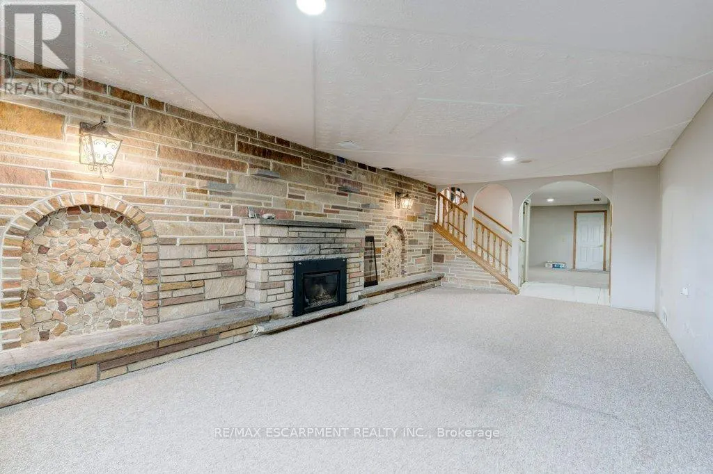 595 GREEN MOUNTAIN ROAD E