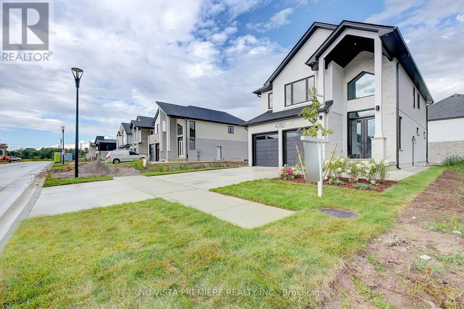 4282 LIBERTY CROSSING