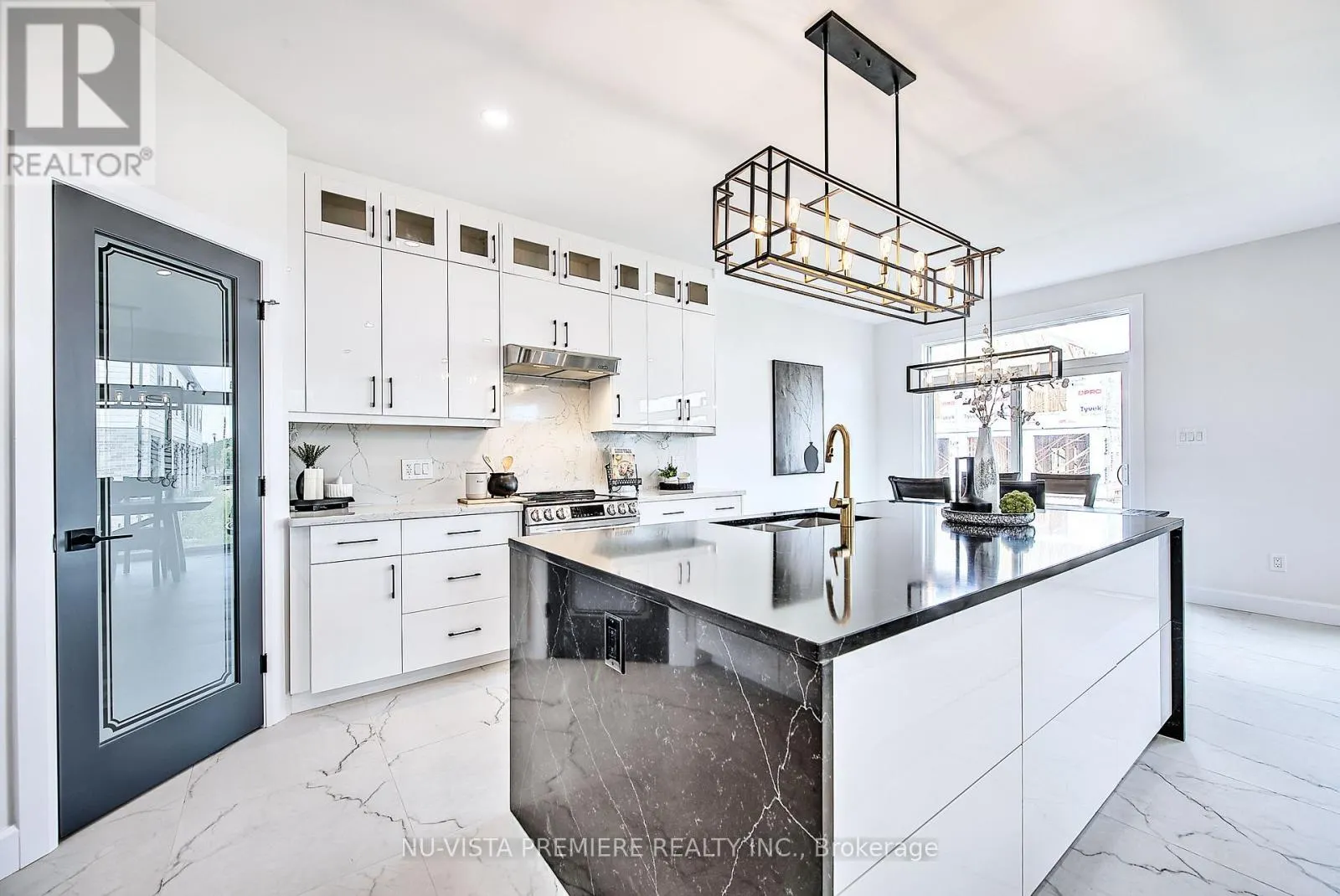 4282 LIBERTY CROSSING