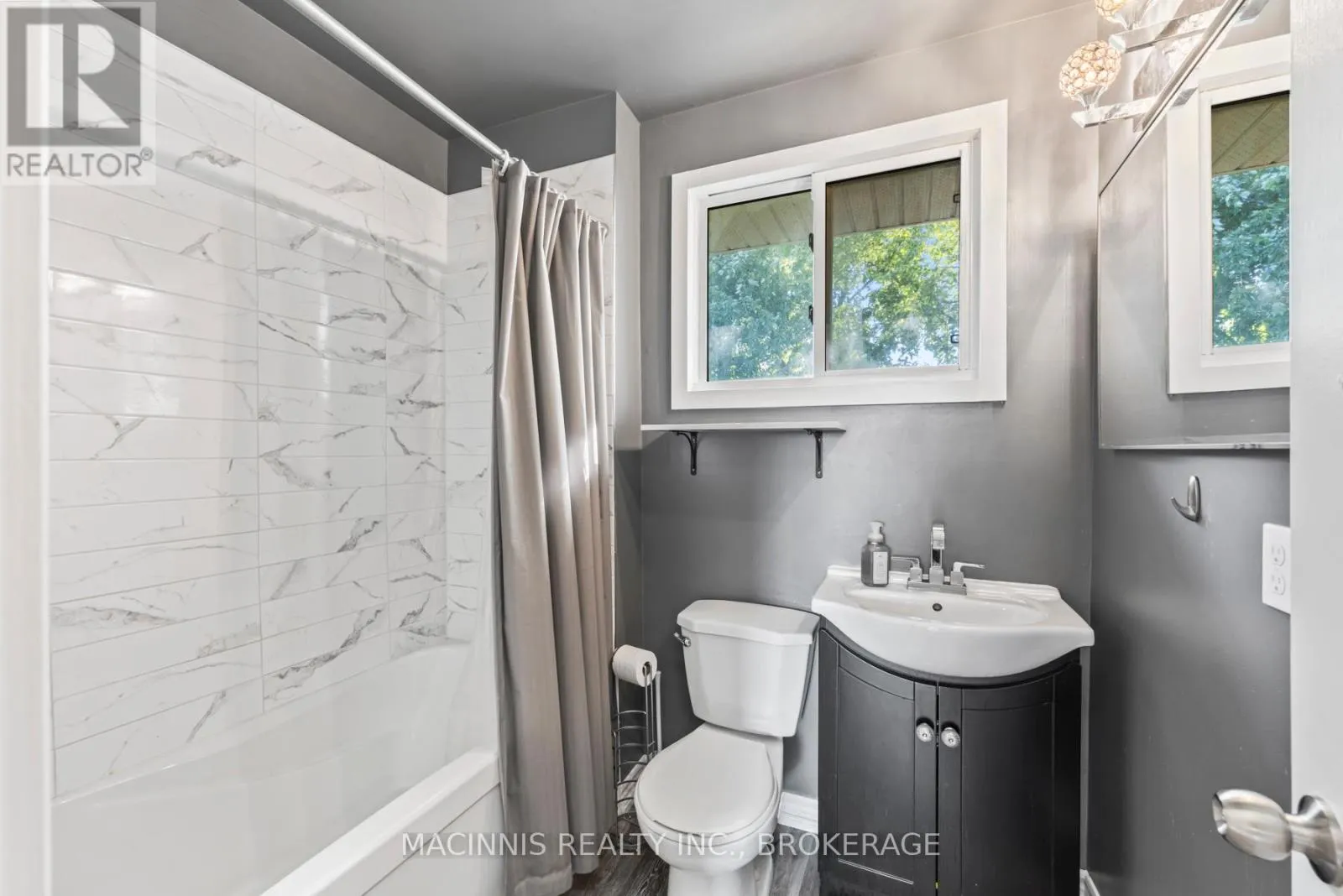 41 - 76 ROSEMUND CRESCENT, #41