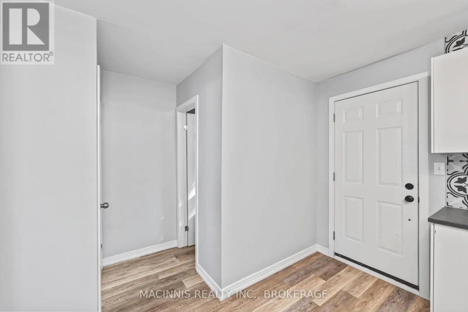 41 - 76 ROSEMUND CRESCENT, #41