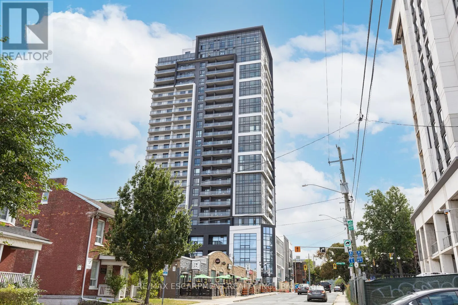 2204 - 15 QUEEN STREET