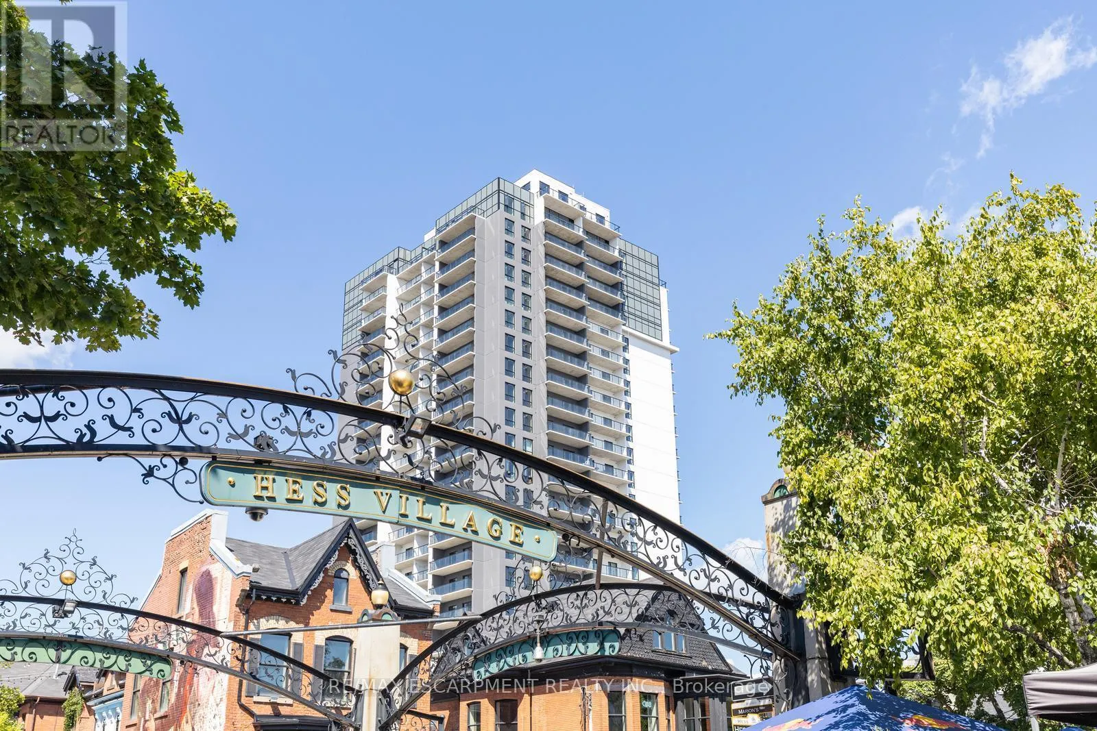 2204 - 15 QUEEN STREET