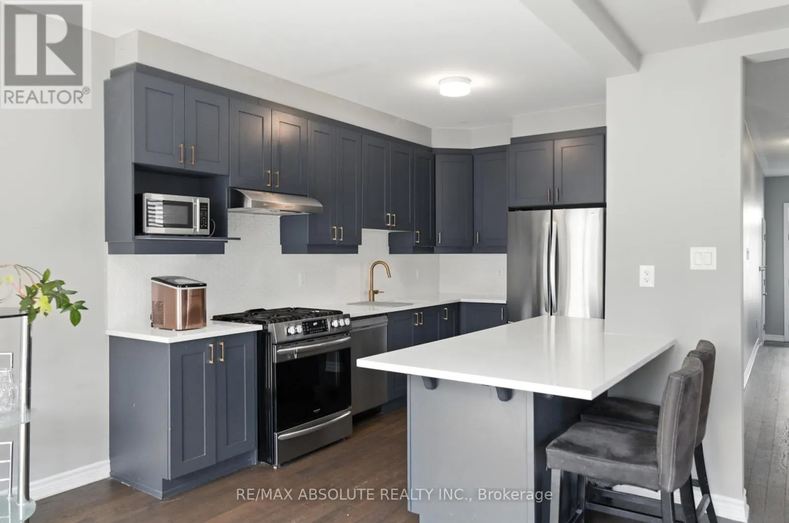 264 ATIMA CIRCLE