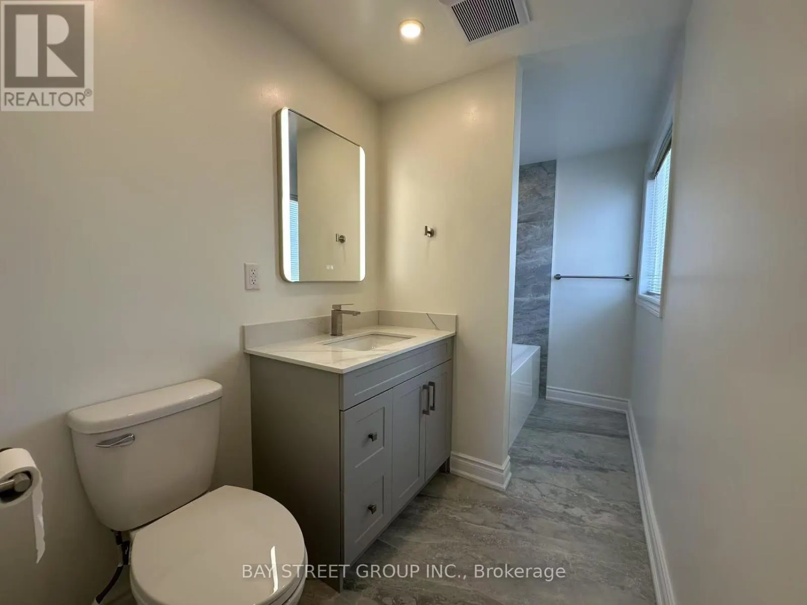 19 SILVERSMITH COURT