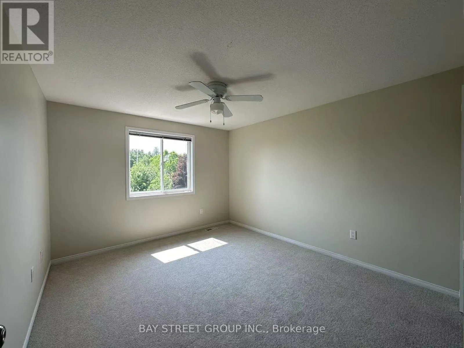 19 SILVERSMITH COURT