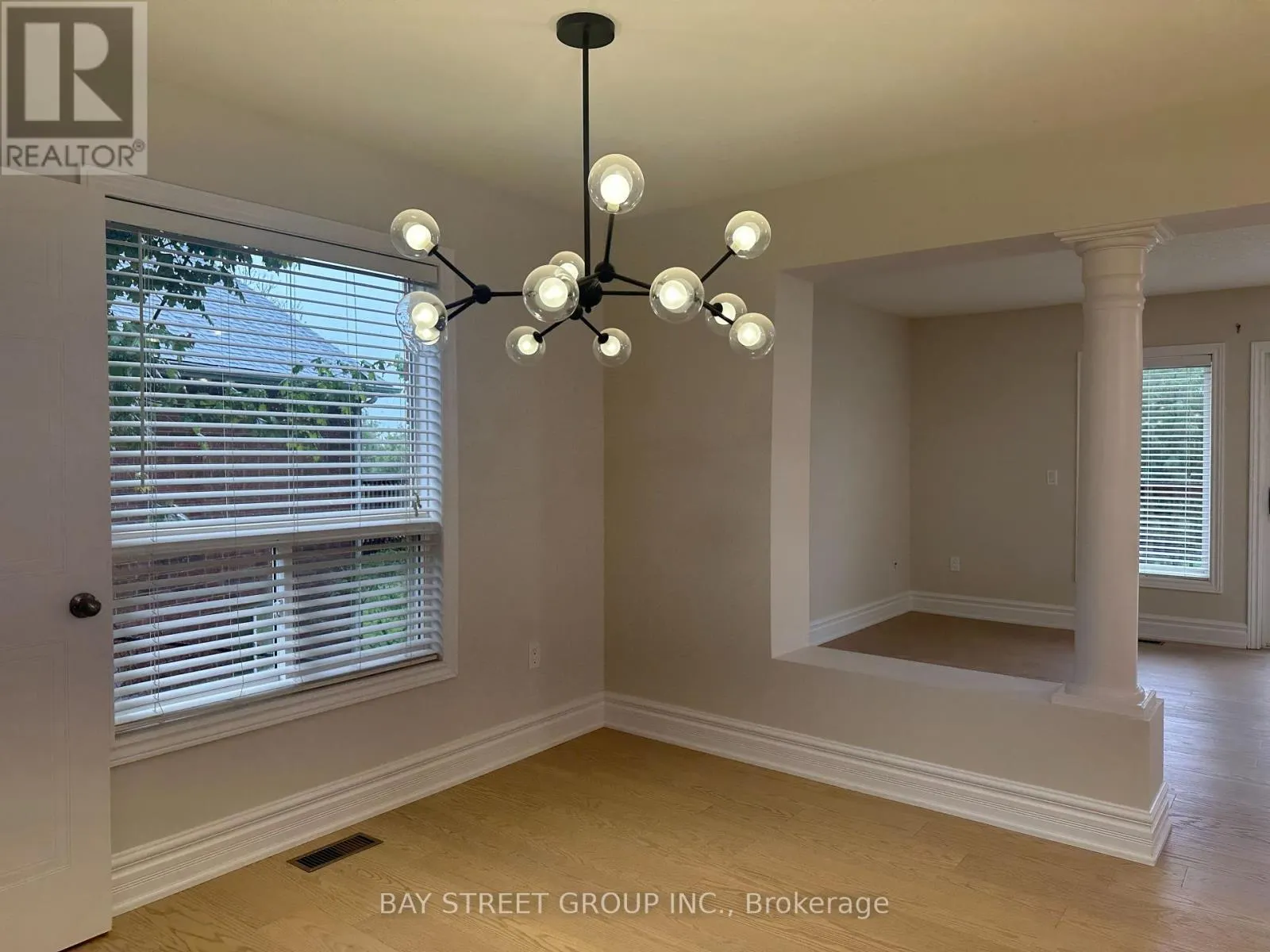 19 SILVERSMITH COURT