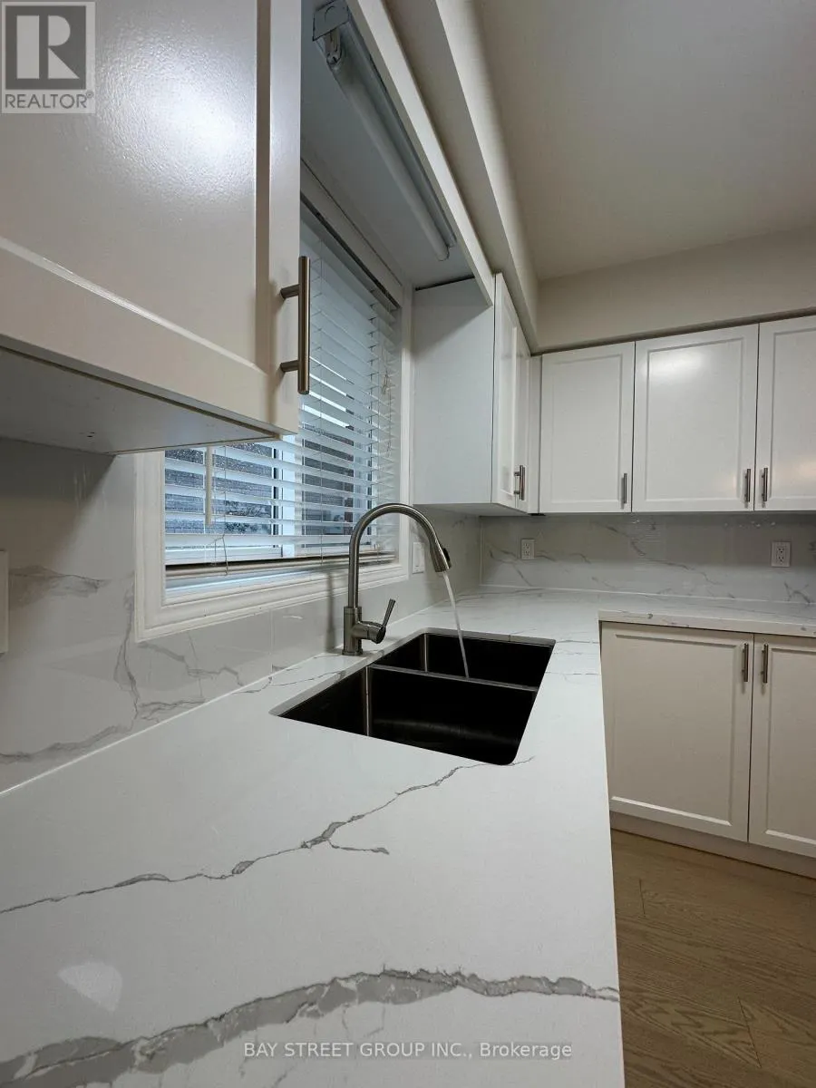 19 SILVERSMITH COURT