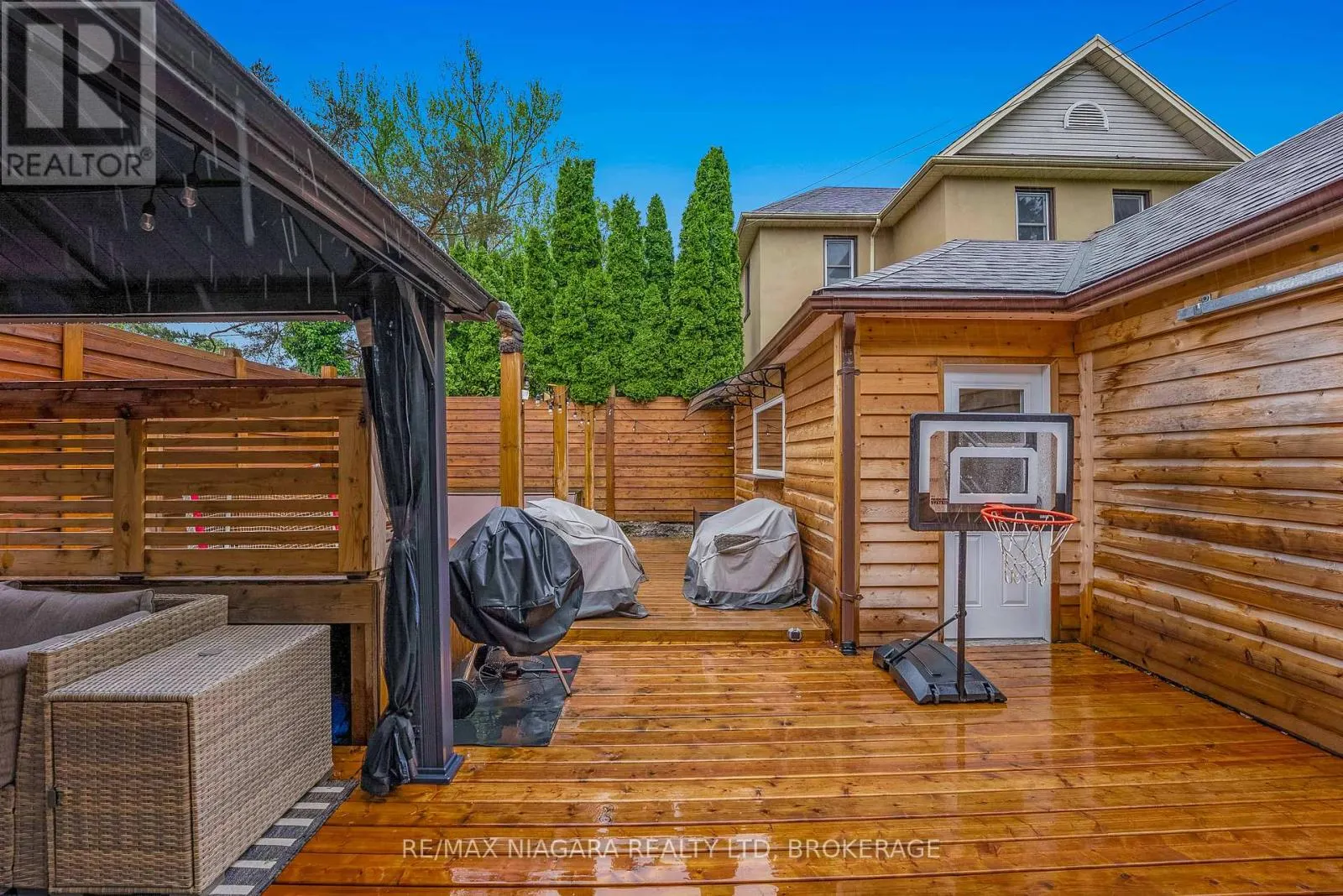 5078 ARMOURY STREET