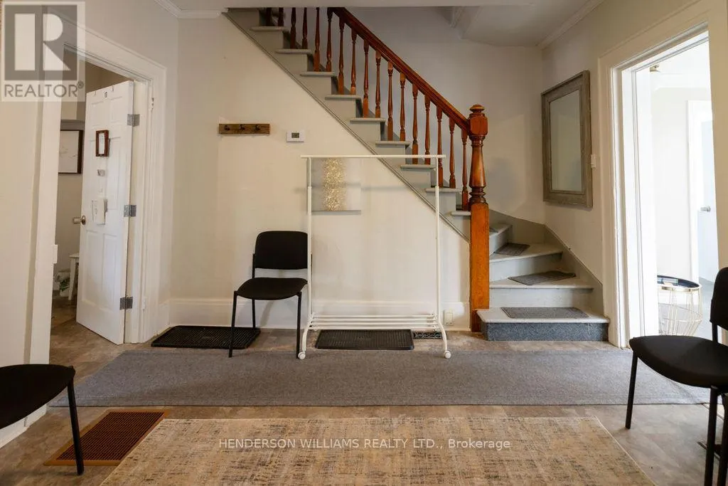 E - 1 LAKE STREET, #E