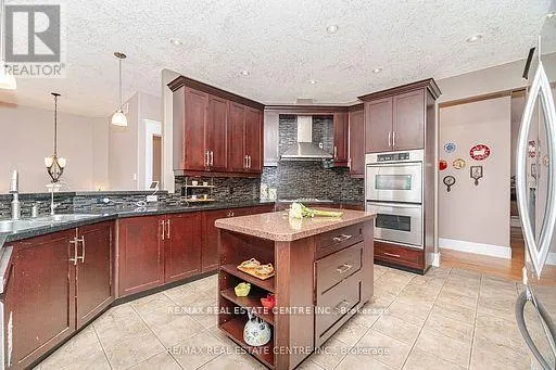 86 CANTERS CLOSE