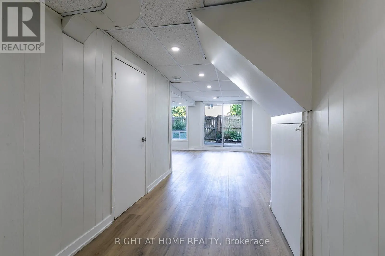 15 - 2669 SOUTHVALE DRIVE