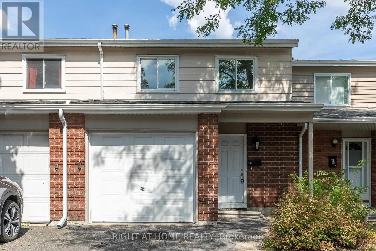 15 - 2669 SOUTHVALE DRIVE