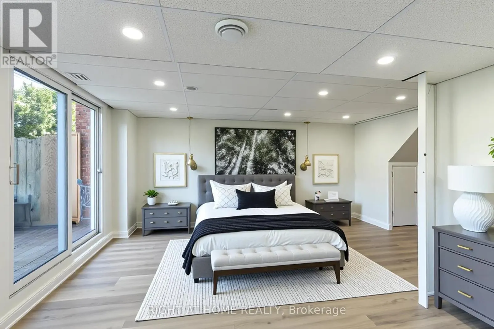 15 - 2669 SOUTHVALE DRIVE