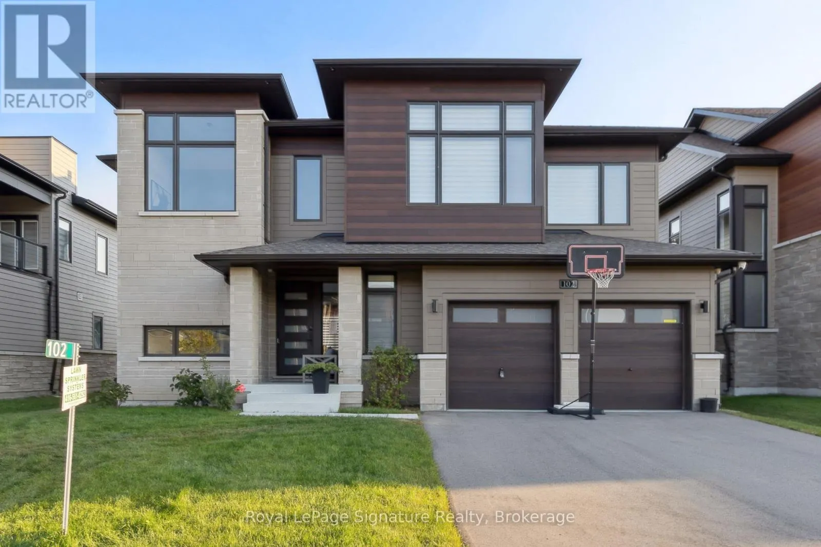 102 STONELEIGH DRIVE