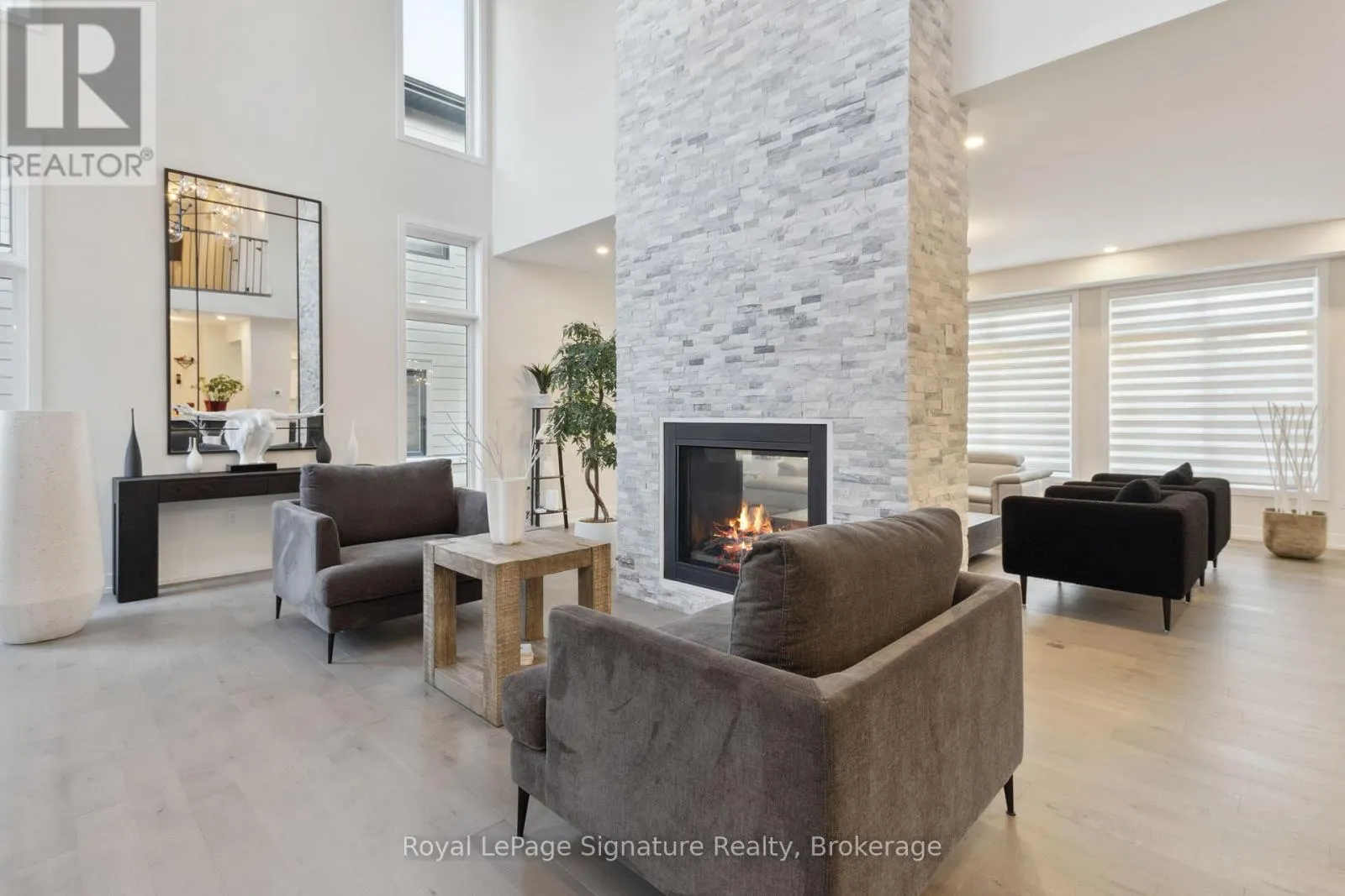 102 STONELEIGH DRIVE