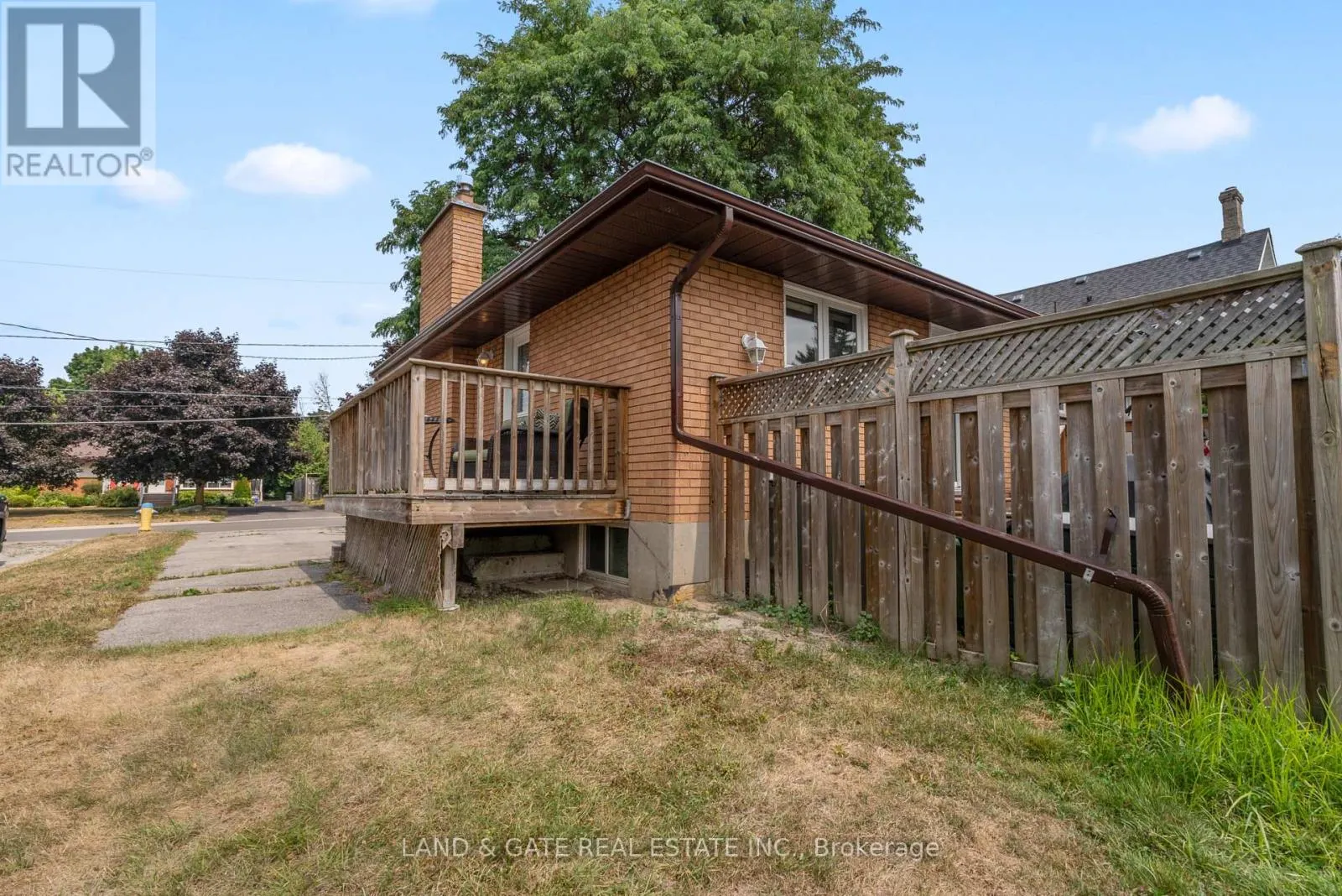 LOWER - 19 KAWARTHA DRIVE, #Lower