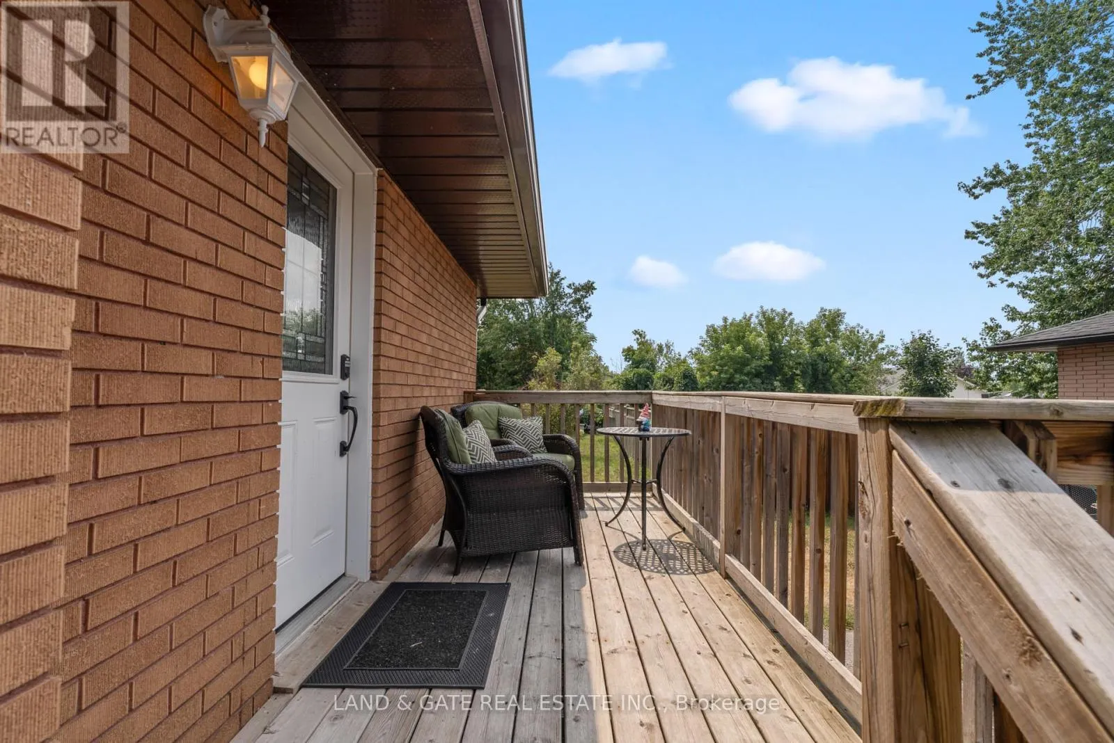 LOWER - 19 KAWARTHA DRIVE, #Lower