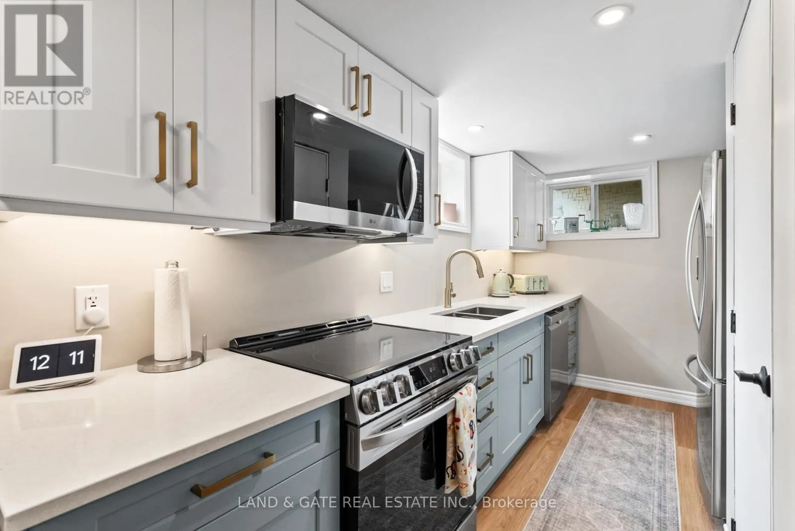 LOWER - 19 KAWARTHA DRIVE, #Lower