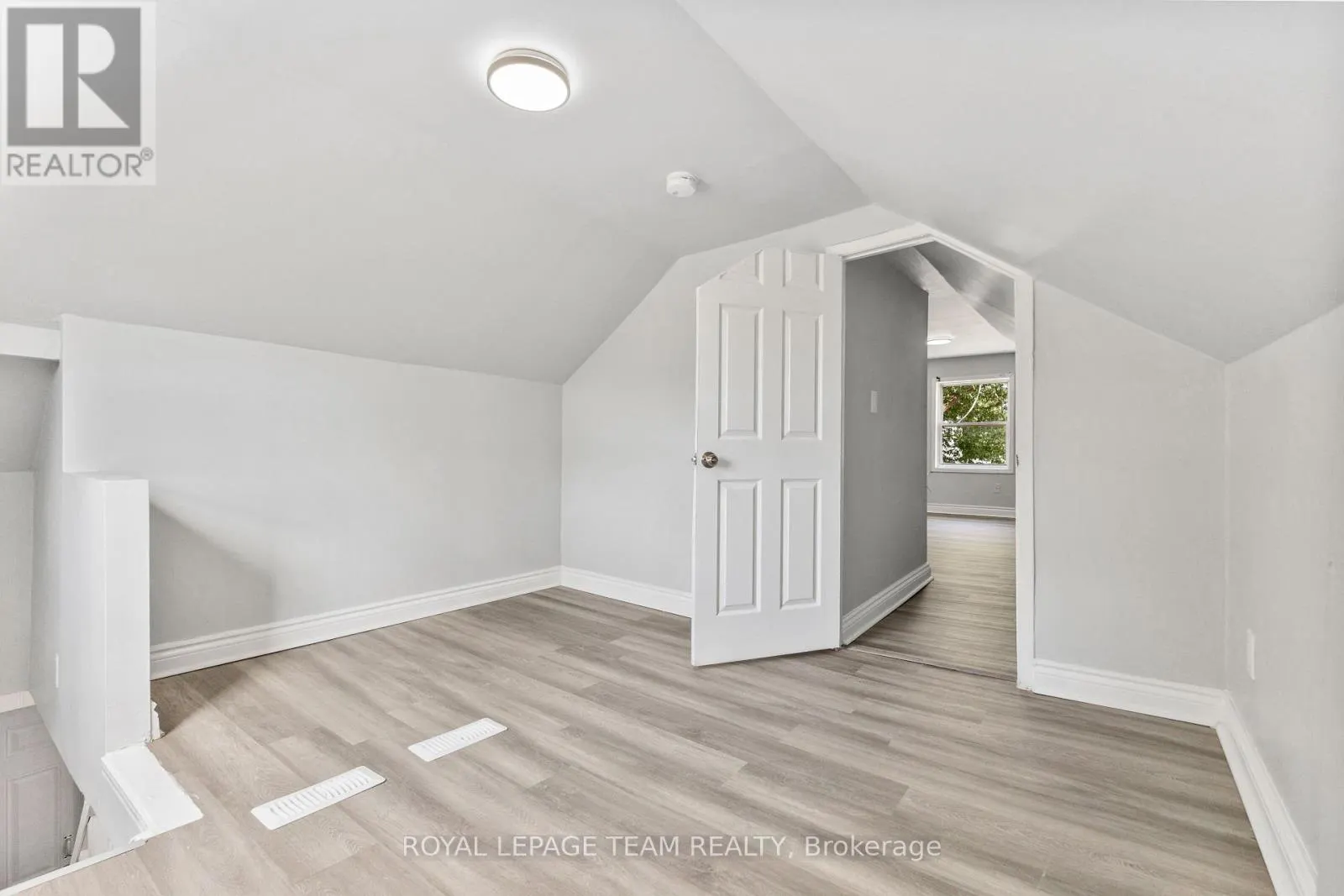 105 JOLLIET AVENUE