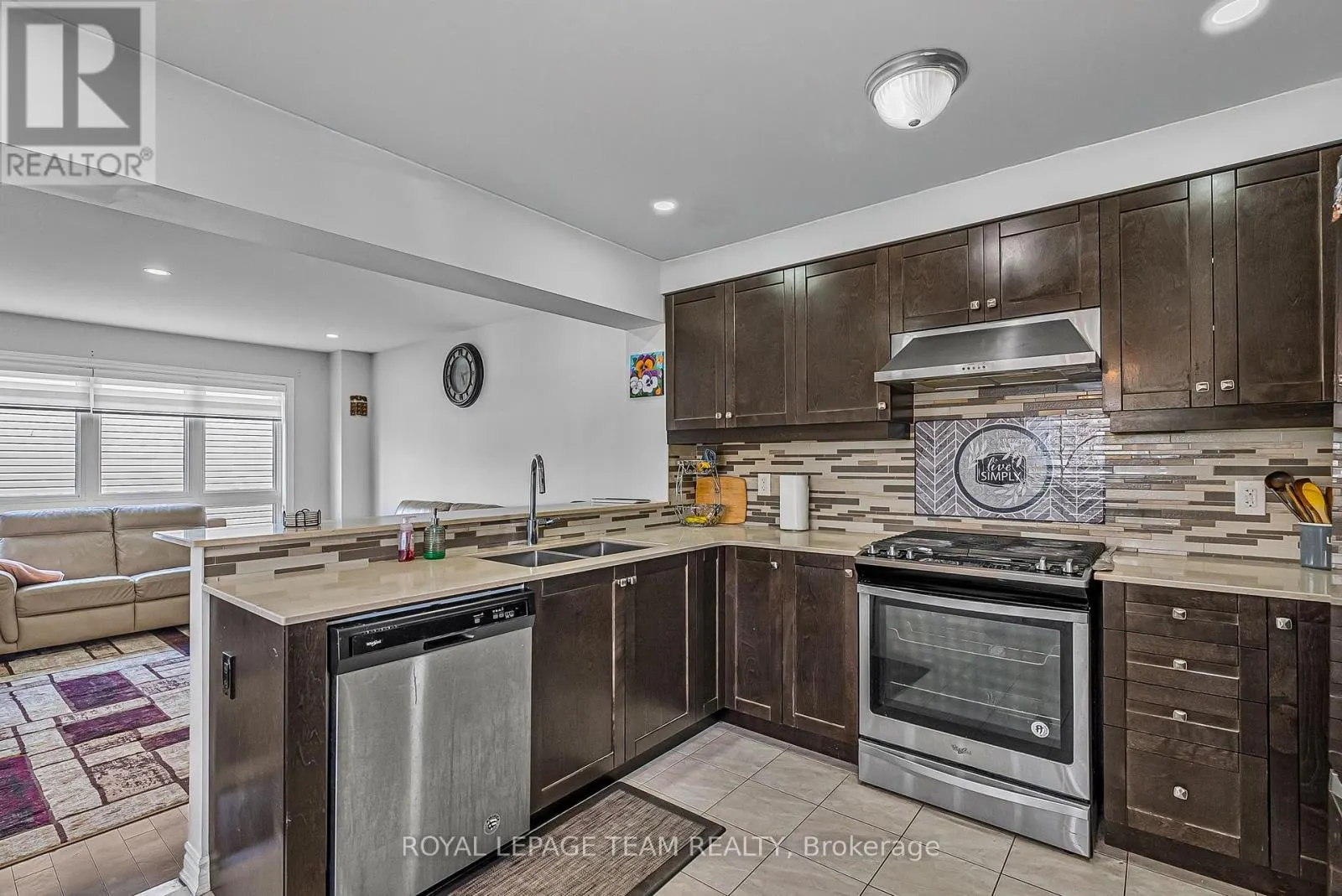 622 PARADE DRIVE