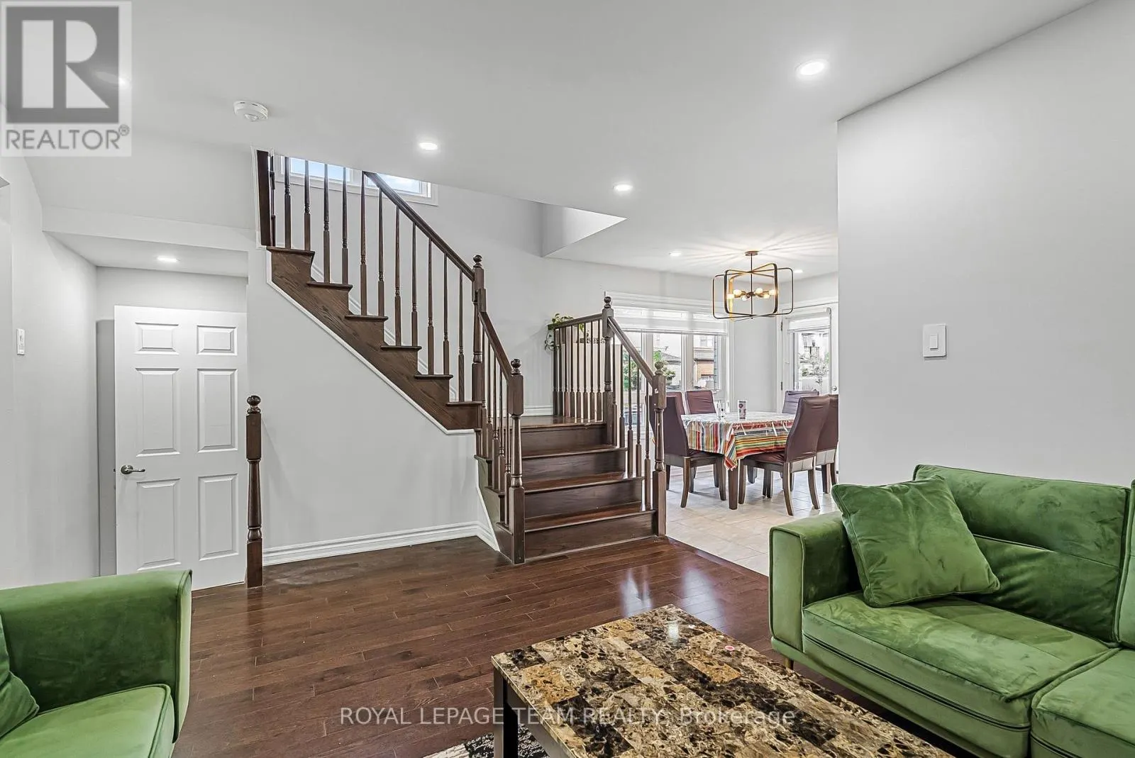 622 PARADE DRIVE