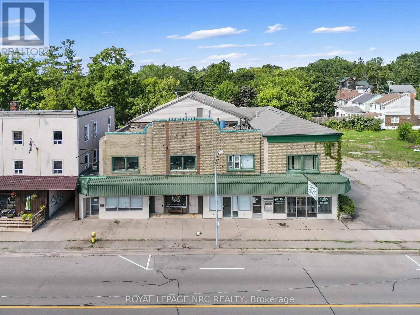 131-139 NIAGARA BOULEVARD