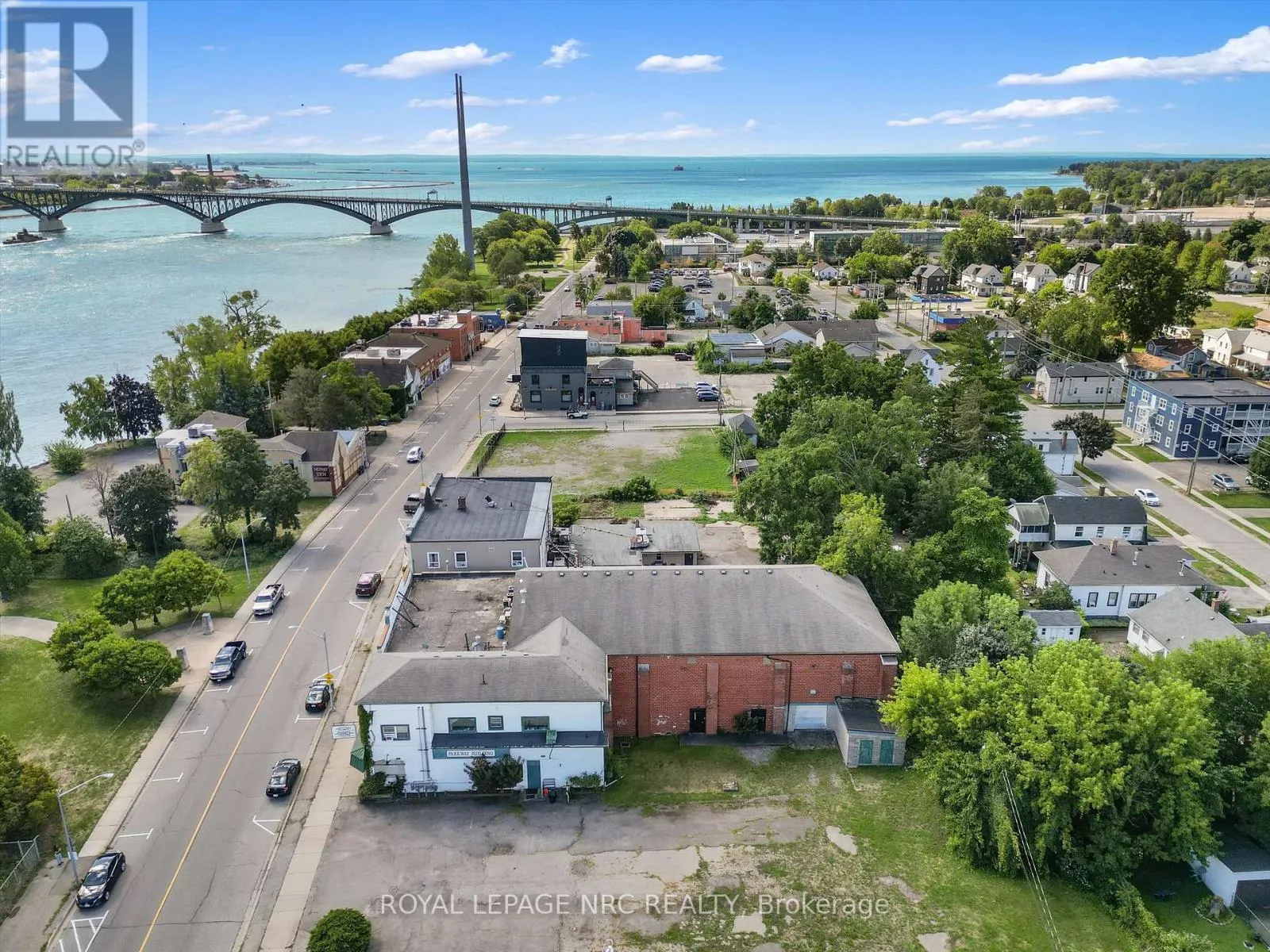 131-139 NIAGARA BOULEVARD