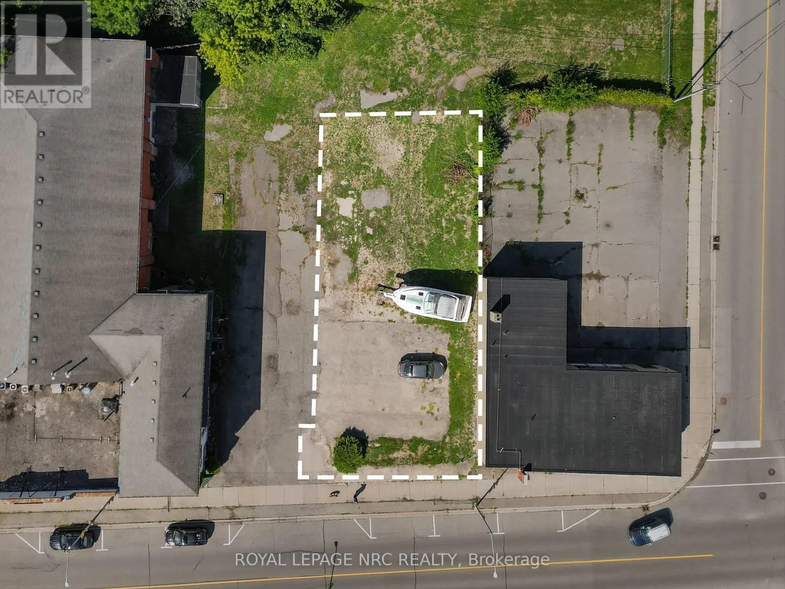 PT LT 2 NIAGARA BOULEVARD