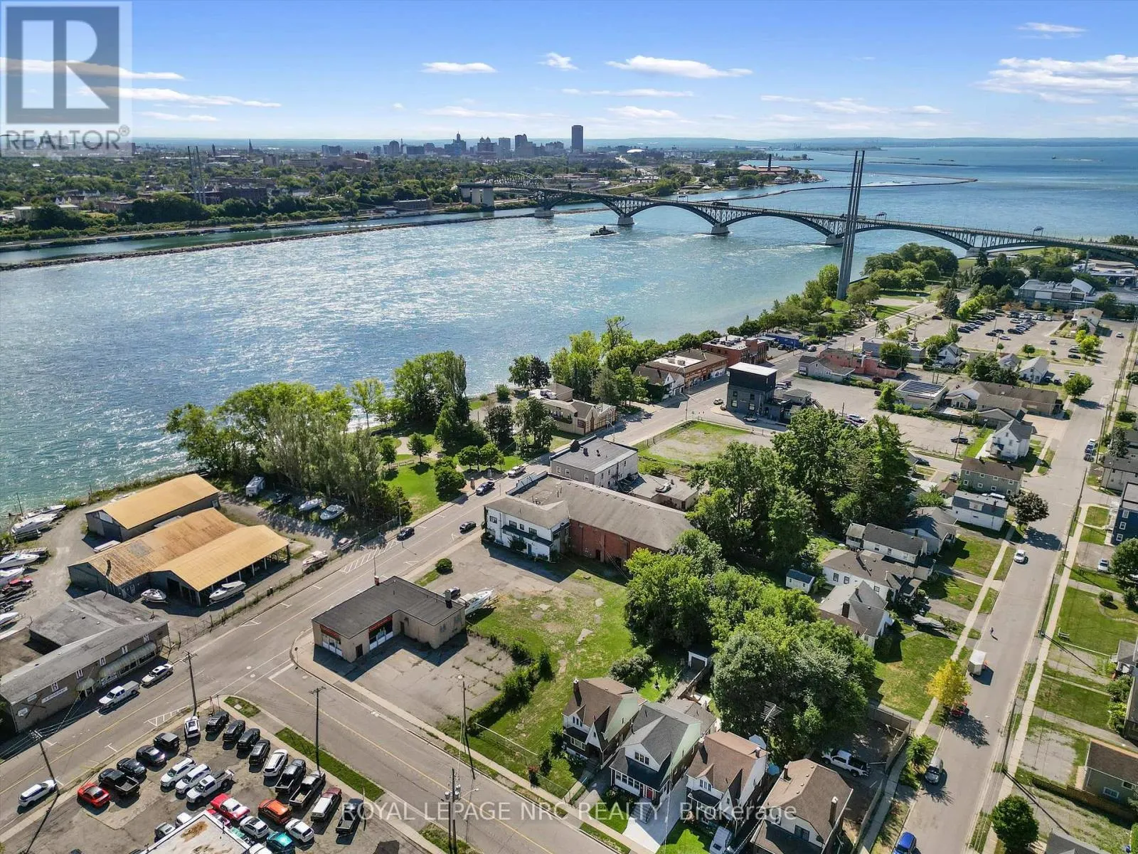 PT LT 2 NIAGARA BOULEVARD