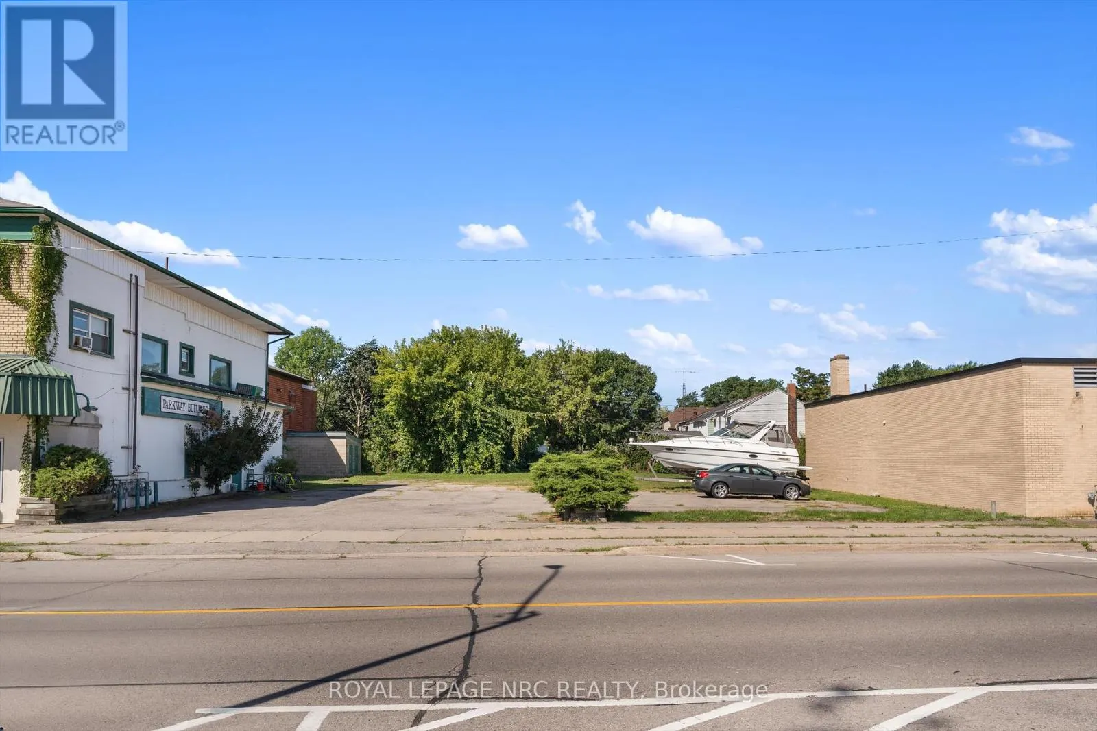 PT LT 2 NIAGARA BOULEVARD