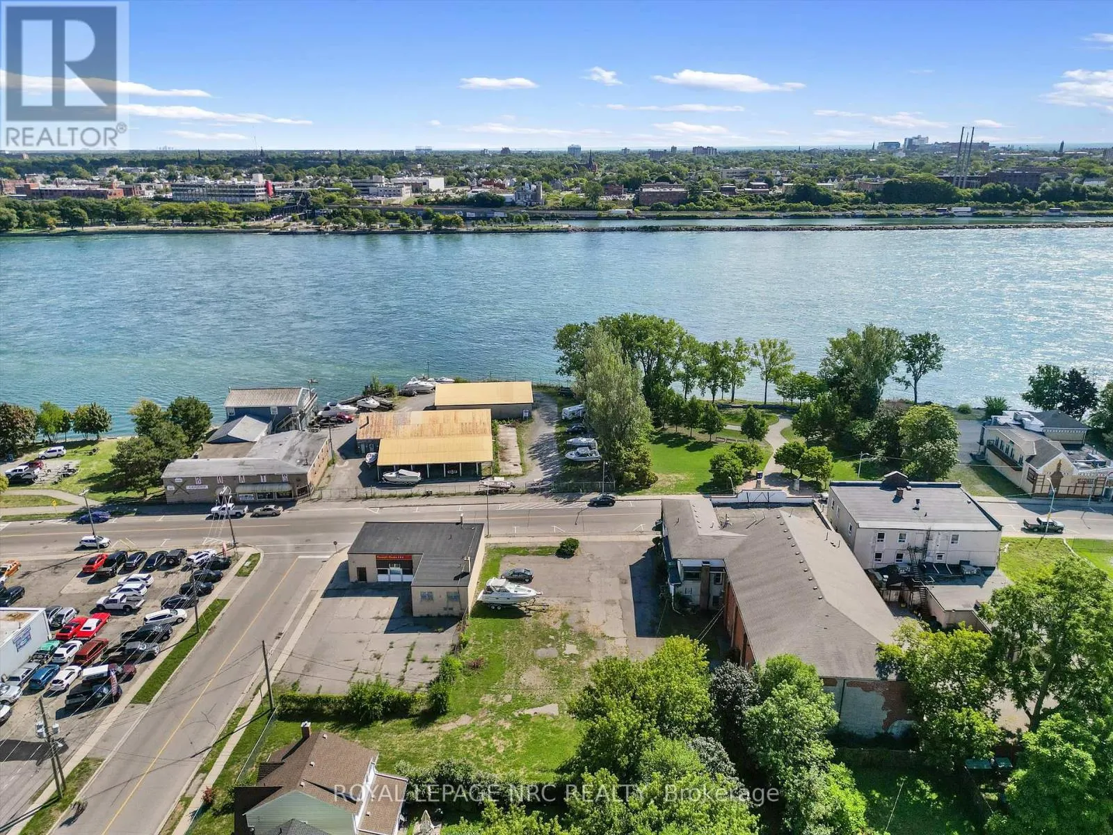 PT LT 2 NIAGARA BOULEVARD
