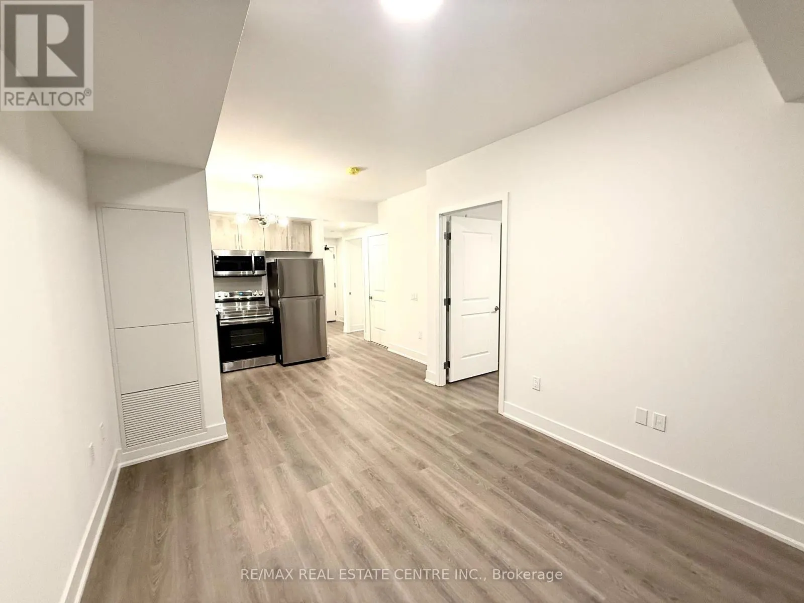 227 - 575 CONKLIN ROAD N