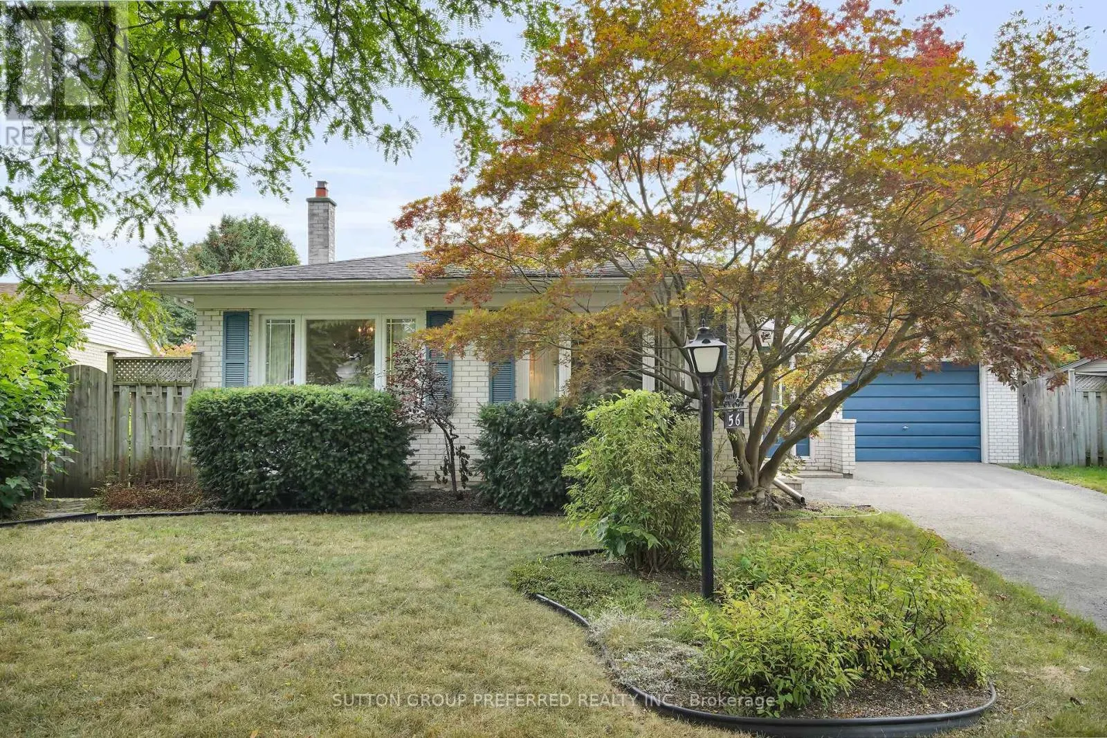 56 TWEED CRESCENT
