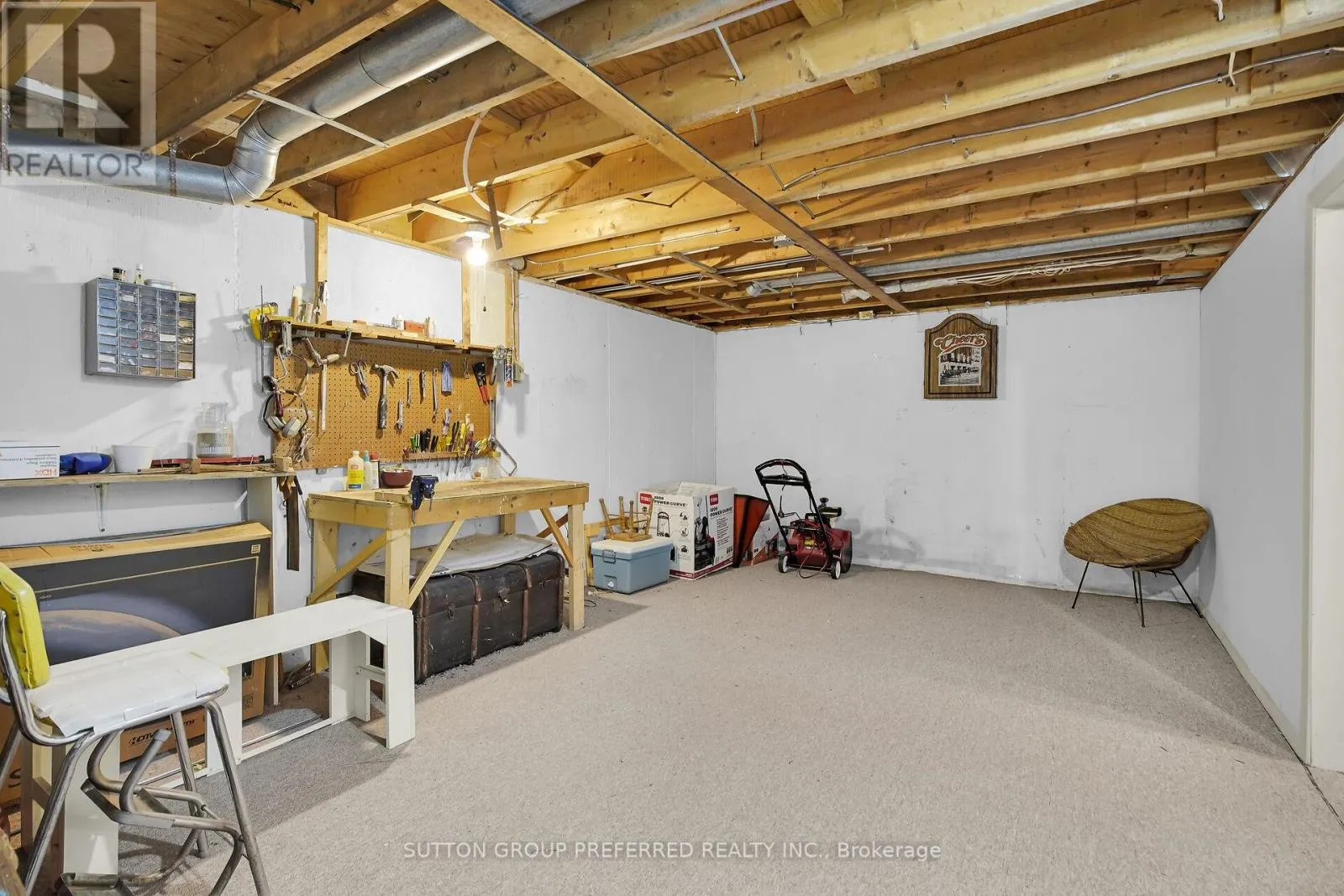 56 TWEED CRESCENT