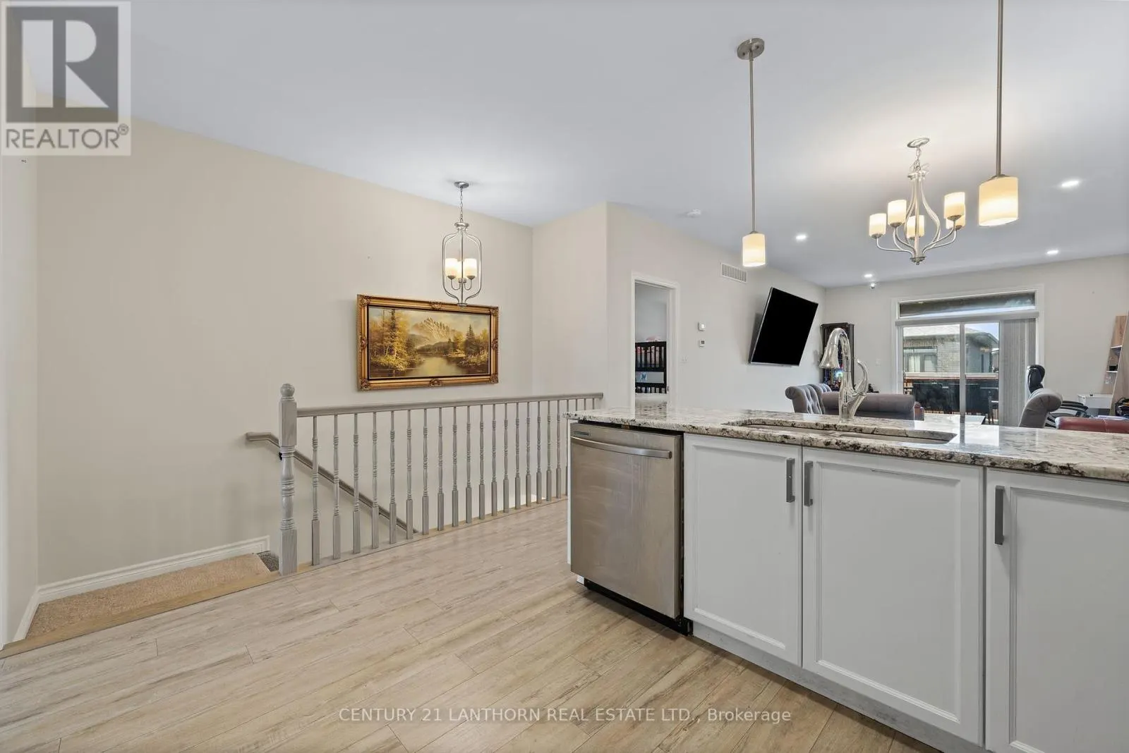 90 COVINGTON CRESCENT