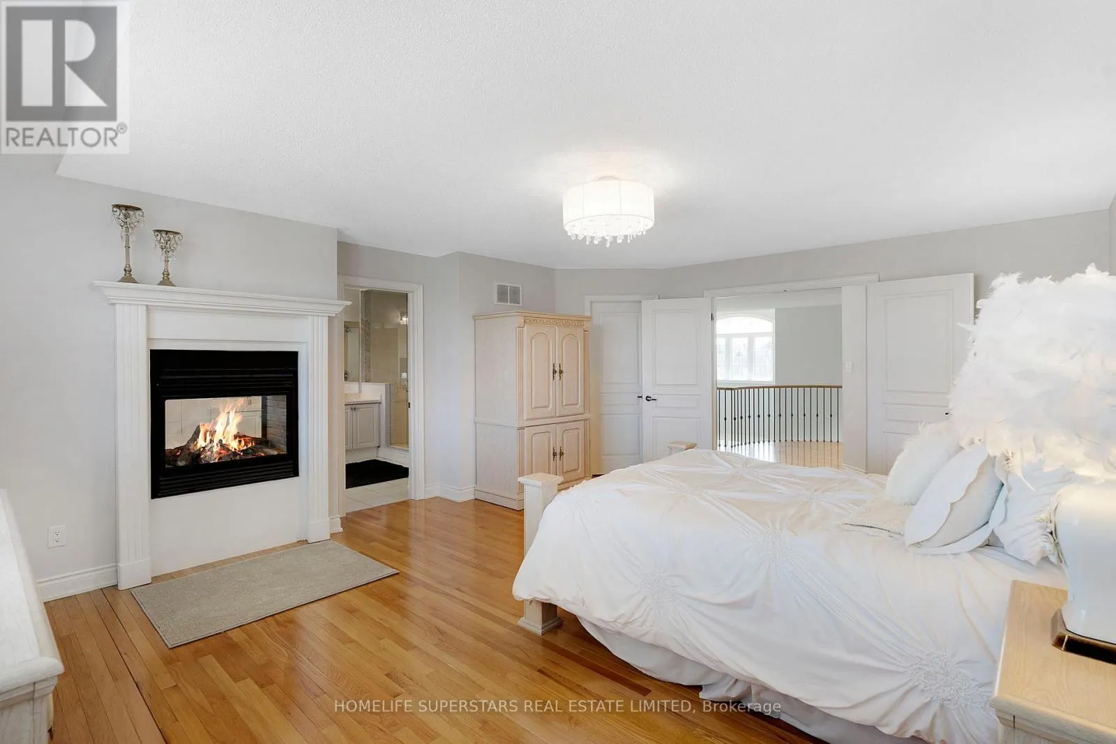 44 ORCHARD DRIVE
