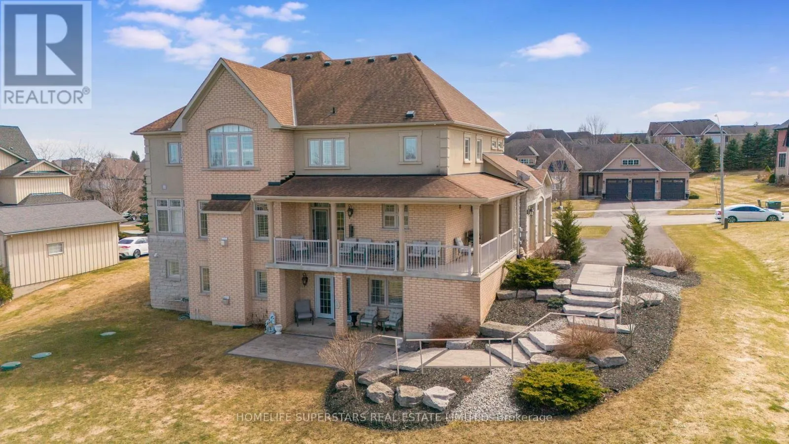 44 ORCHARD DRIVE