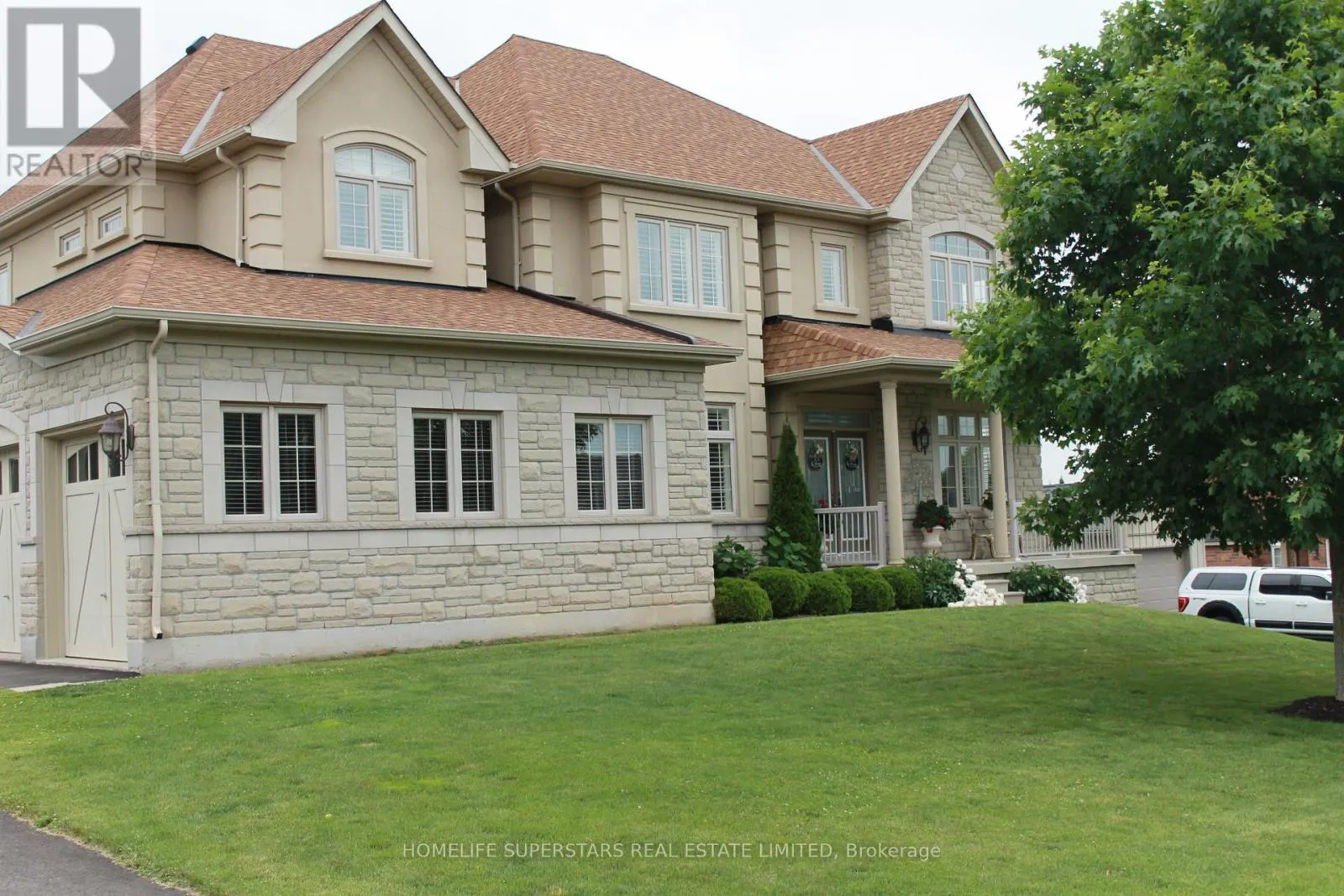 44 ORCHARD DRIVE