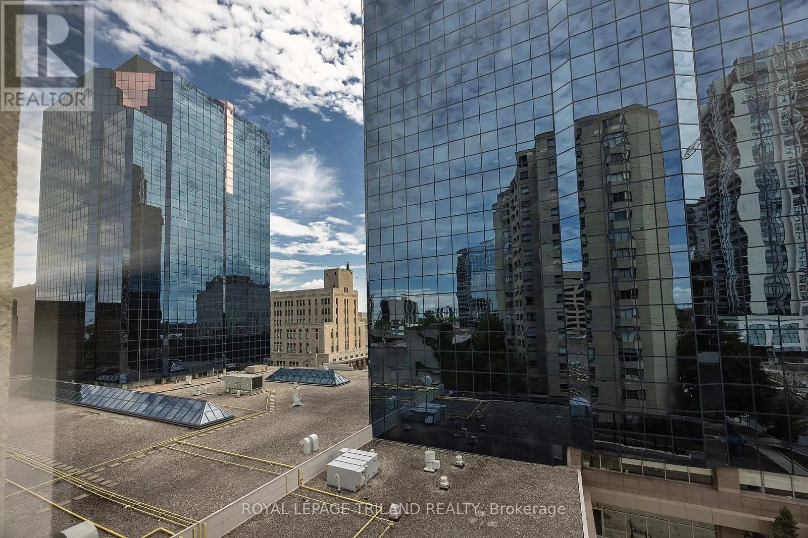 601 - 500 TALBOT STREET, #601