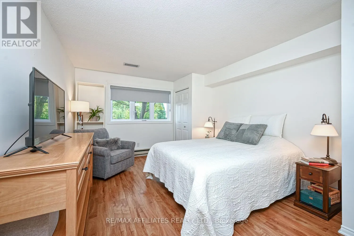 201 - 10 ARMSTRONG DRIVE