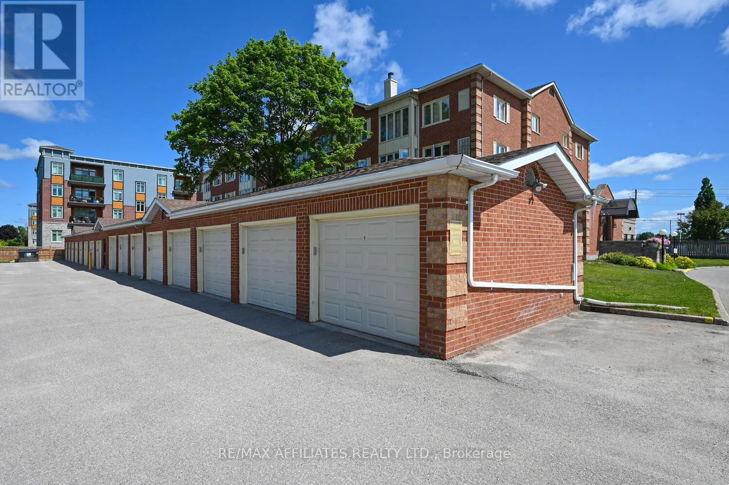 201 - 10 ARMSTRONG DRIVE