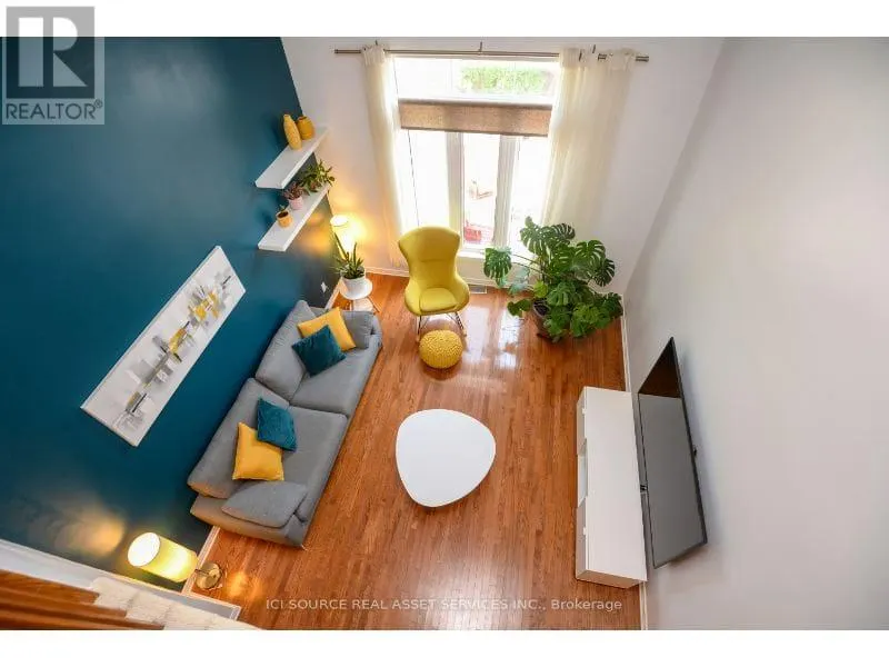 25 SADDLESMITH CIRCLE