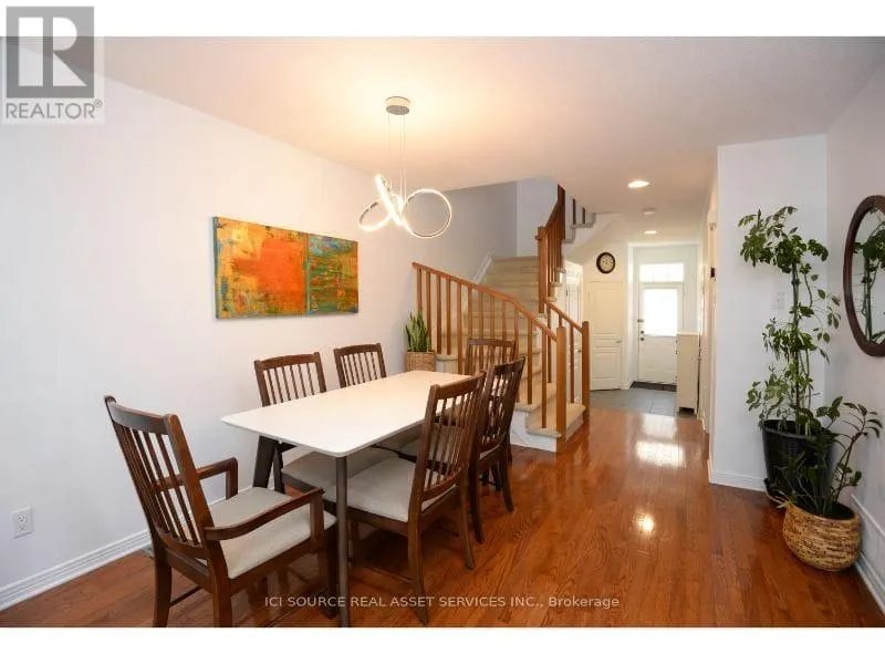 25 SADDLESMITH CIRCLE