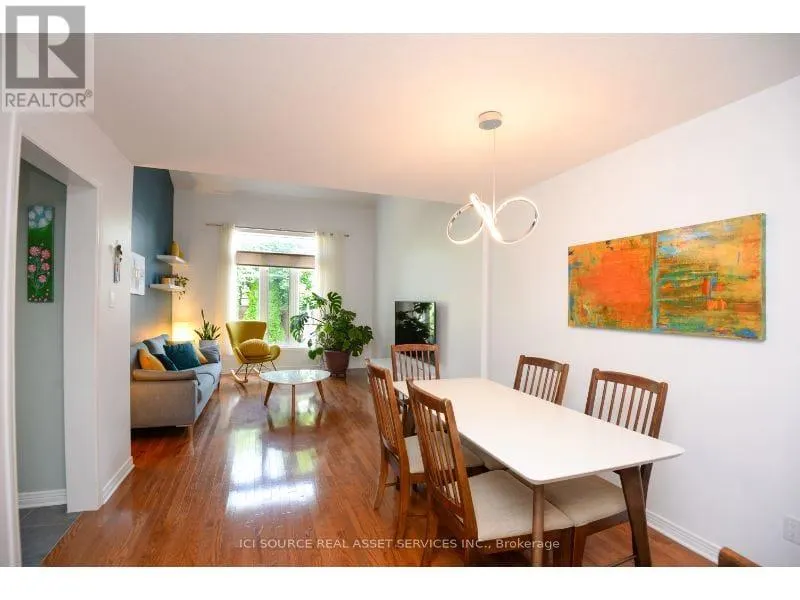 25 SADDLESMITH CIRCLE