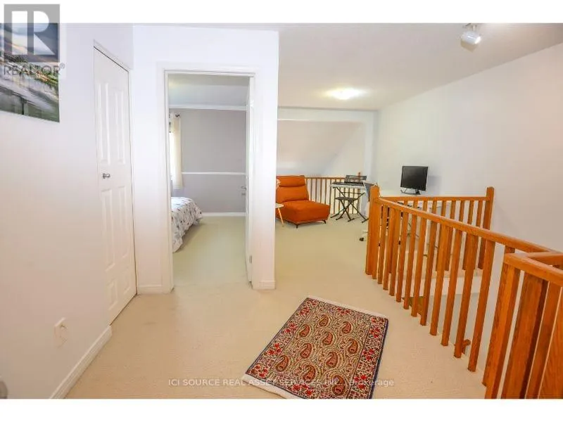 25 SADDLESMITH CIRCLE