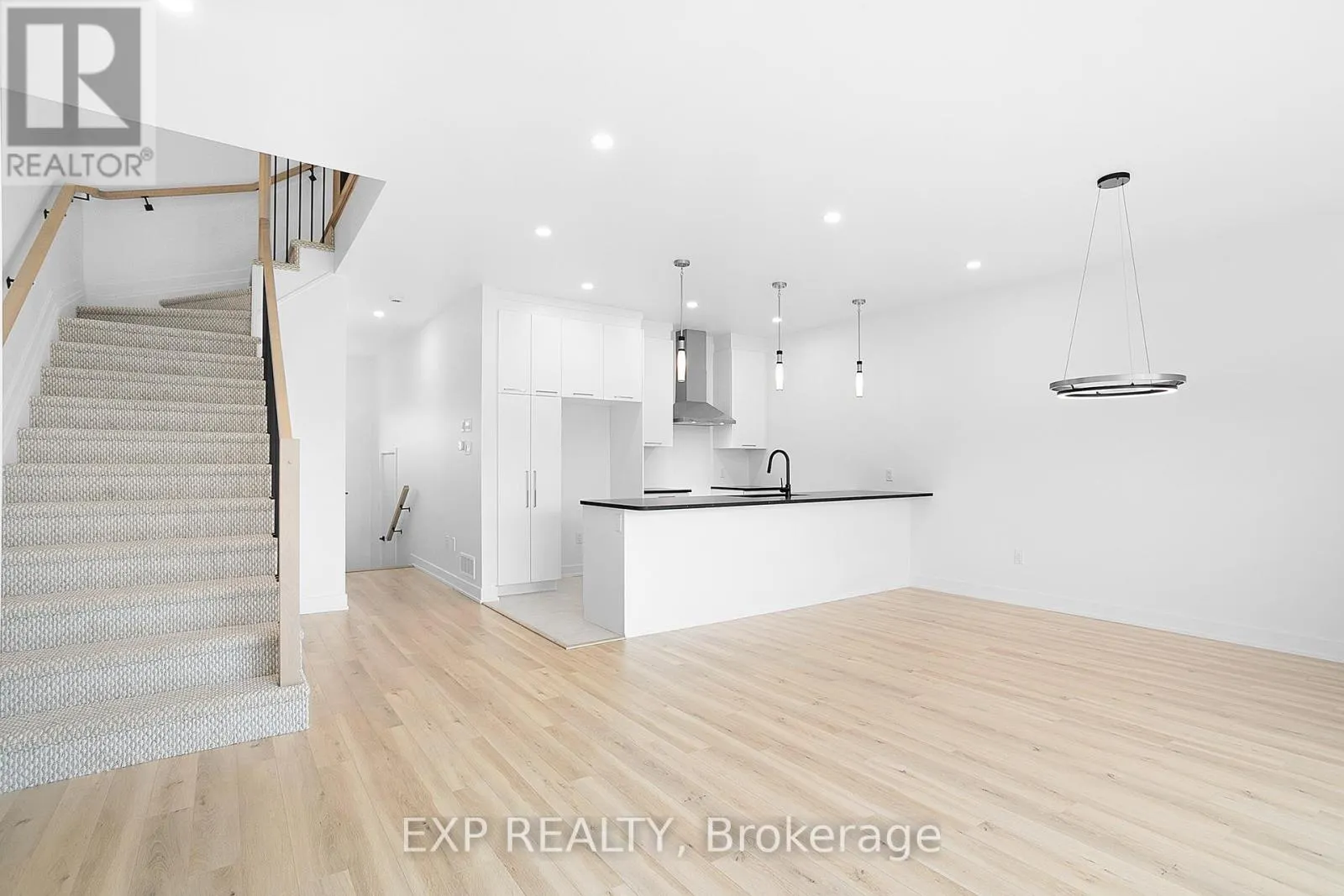 263 CARPE STREET