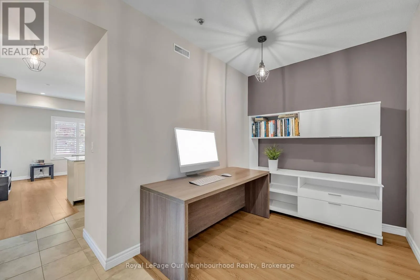 204 - 50 MILL STREET N, #204